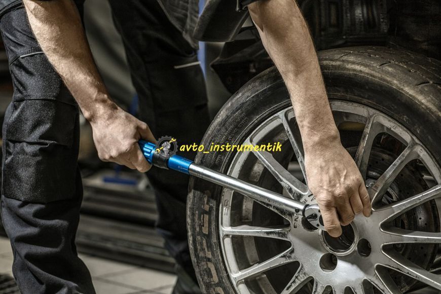 Ключ динамометричний з швидкою фіксацією 1/2", 40-220 Нм H&ouml;gert HT1W713 HT1W713 фото
